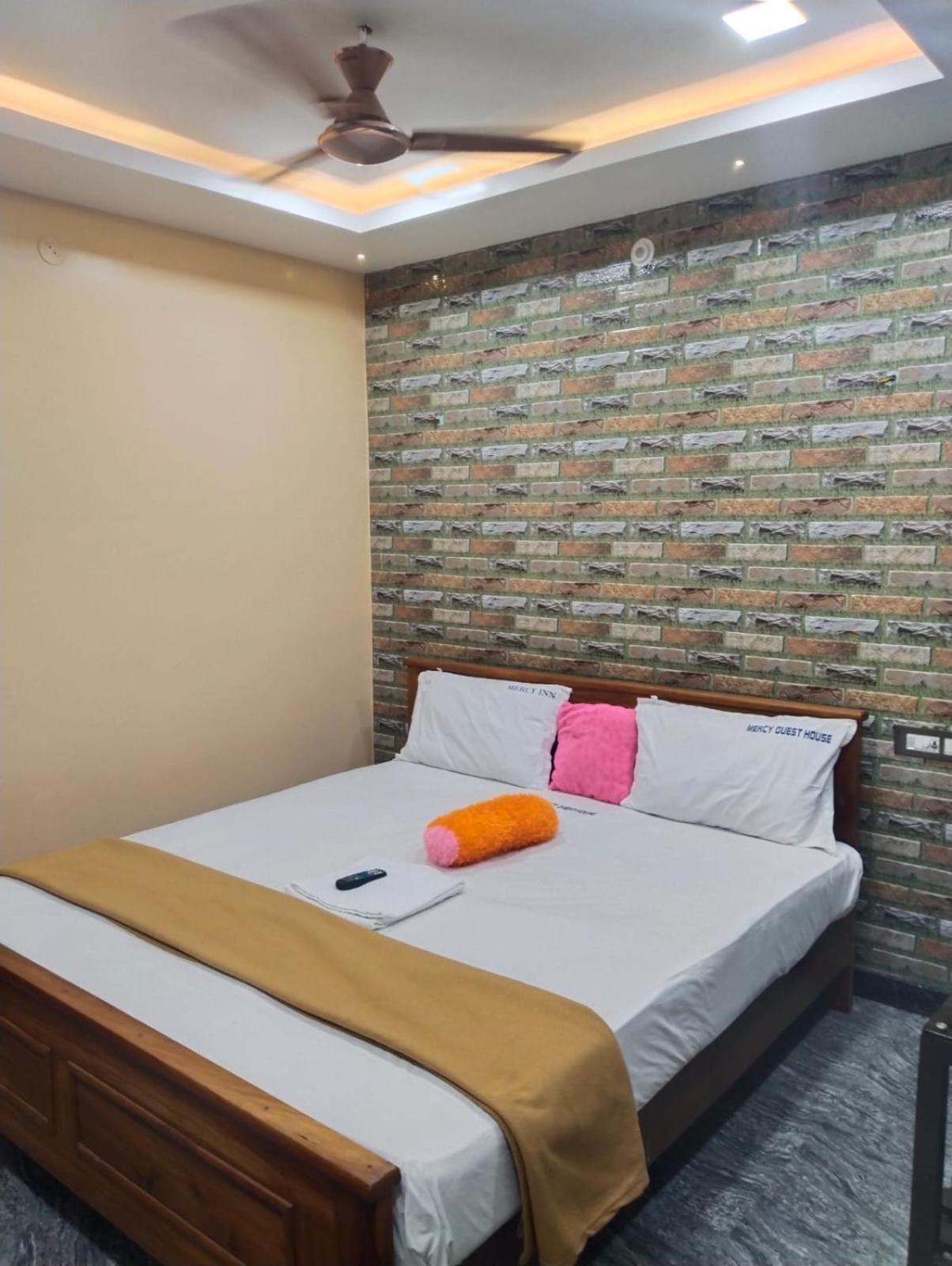 Mercy Inn Chennai Ngoại thất bức ảnh